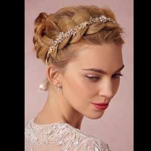 Justin & Taylor BHLDN Pearl Pedal Halo